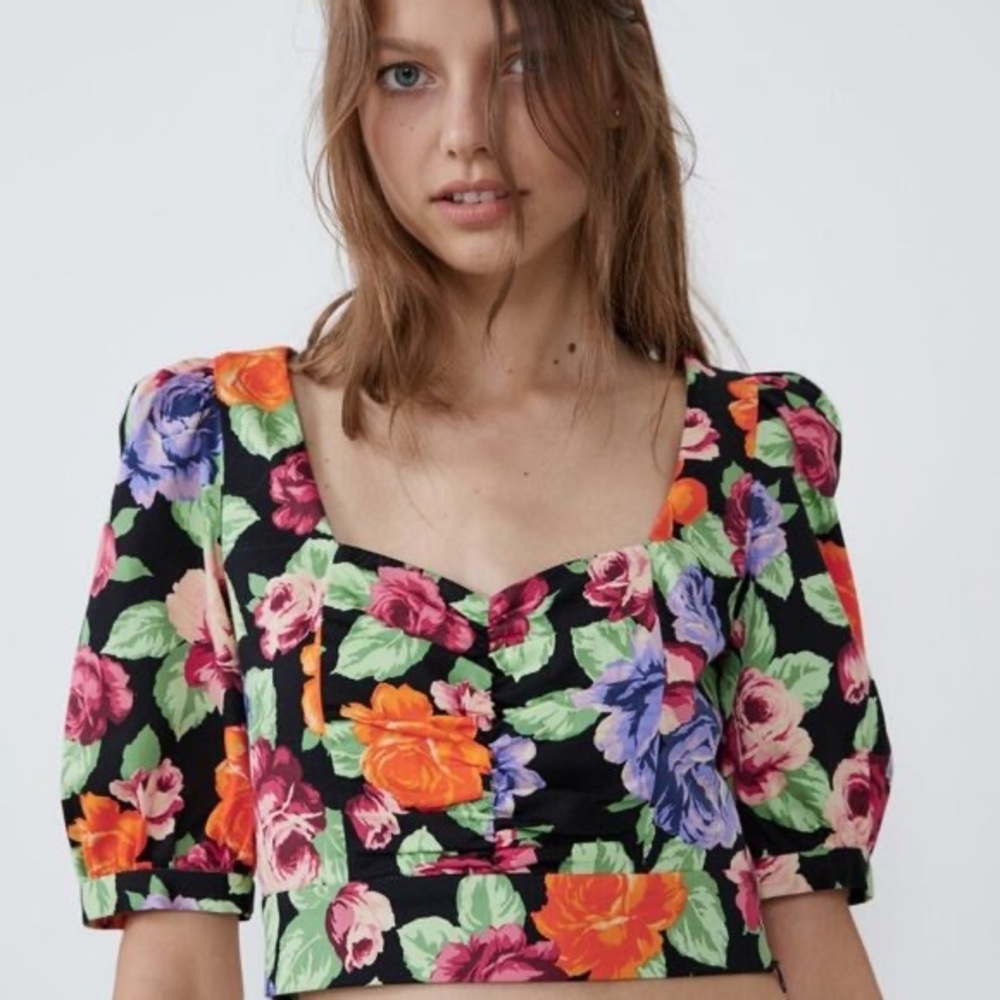 ZARA black multicolor floral printed puff sleeve crop top